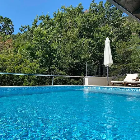 Navis With Two Separate And An Infinity Pool With Sea View Villa *