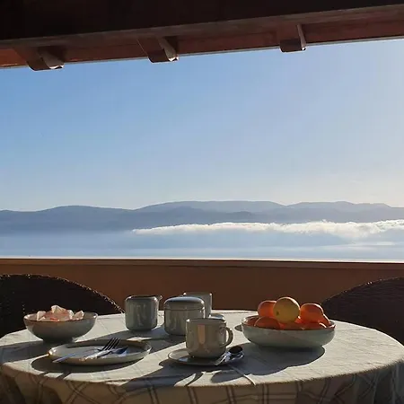 Navis With Two Separate And An Infinity Pool With Sea View *